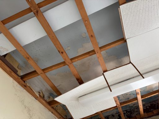 Akustikplatten Akustikplatten als abgehängte Decke